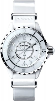 Buy this new Chanel J12 Quartz 33mm h4656 ladies watch for the discount price of £3,322.00. UK Retailer.