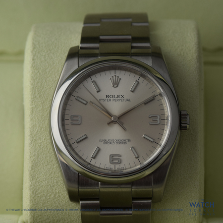 Pre-owned Rolex Oyster Perpetual 116000