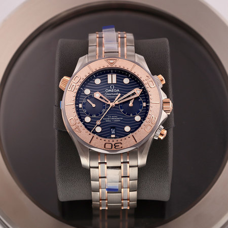 Pre-owned Omega NUMBERED EDITION Seamaster Diver 300m Chronograph 44mm 210.60.44.51.03.001