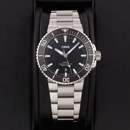 Pre-owned Oris Aquis Date 43.5mm 01 733 7730 4154-07 8 24 05PEB