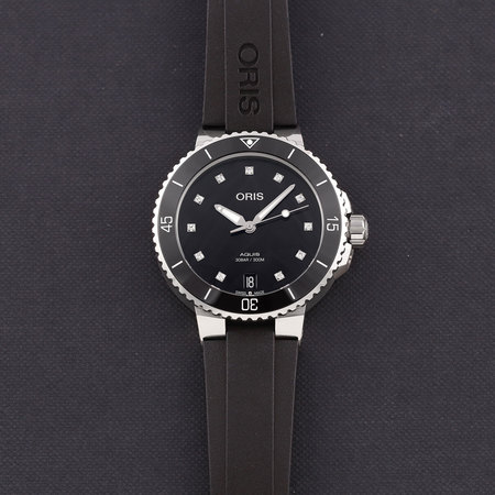 Pre-owned Oris Aquis Date 36.5mm 01 733 7731 4194-07 4 18 64FC