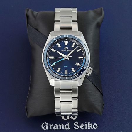 Pre-owned Grand Seiko Sport Collection GMT 40mm SBGN021