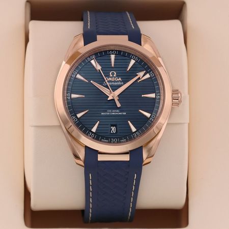 Pre-owned Omega Aqua Terra 150M Co-Axial Master Chronometer 41mm 220.52.41.21.03.001