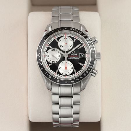 Pre-owned Omega Speedmaster Date 40mm 3210.51