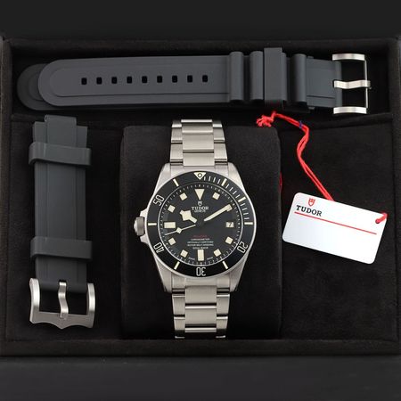Pre-owned Tudor Pelagos LHD 42mm M25610TNL-0001