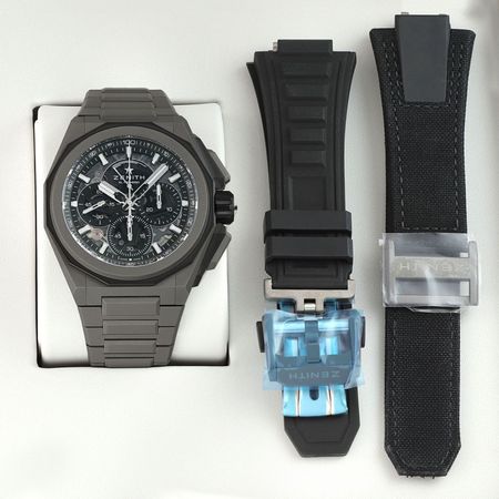 Pre-owned Zenith Defy Extreme Chronograph 45mm 97.9100.9004/02.i001