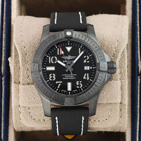 Pre-owned Breitling Avenger Automatic 45 Seawolf V17319101B1X2