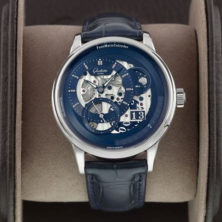 Pre-owned Glashutte Original PanoMaticCalendar Platinum Limited 42mm 1-92-11-01-03-61