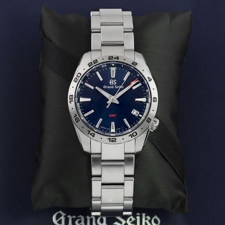 Pre-owned Grand Seiko Sport Collection GMT 39mm SBGN029