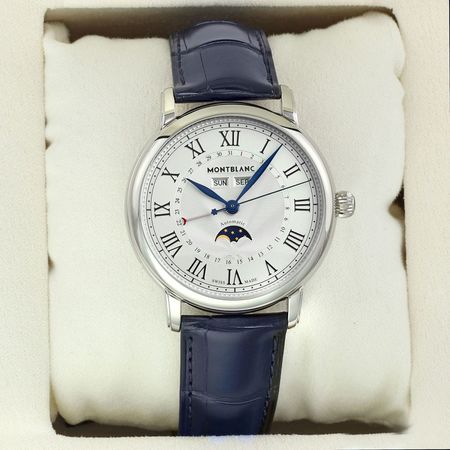 Pre-owned Montblanc Star Legacy Full Calendar 42mm 119955